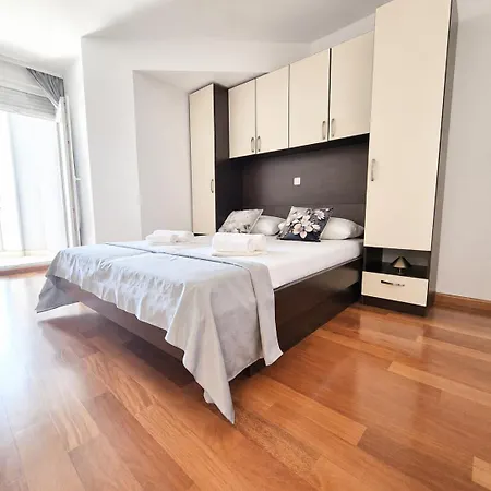 Bonaca Living 아파트 마카르스카
